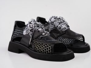 Дамски сандали "Black is always in fashion"